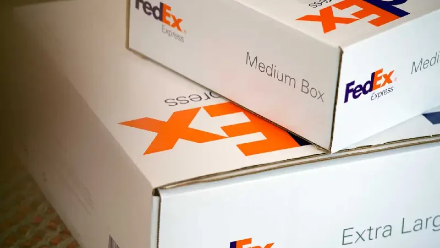 image of FedEx packaging boxes